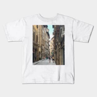 Busy Narrow Cobblestone Street In Florence Kids T-Shirt